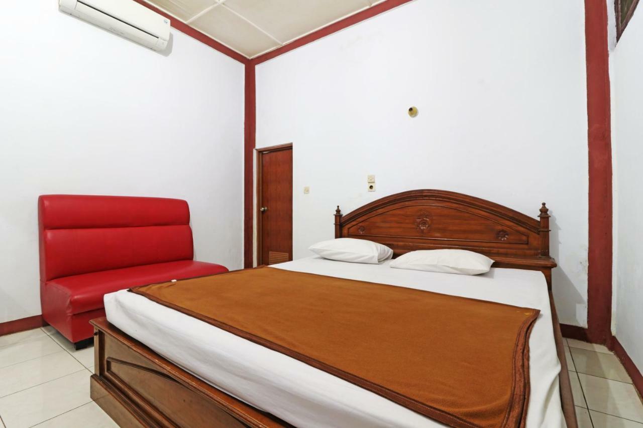 Borneo Hostel Джакарта Экстерьер фото