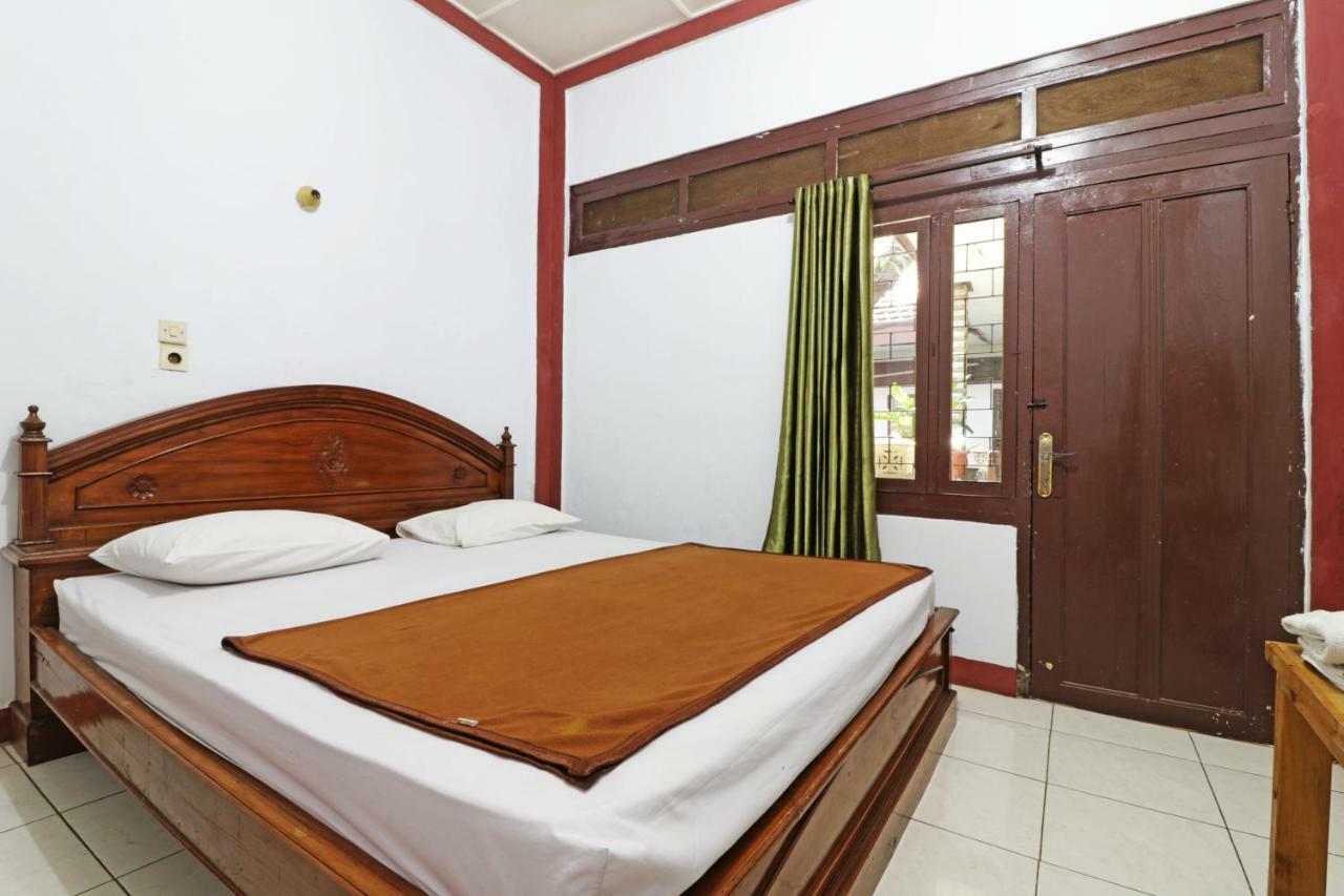 Borneo Hostel Джакарта Экстерьер фото