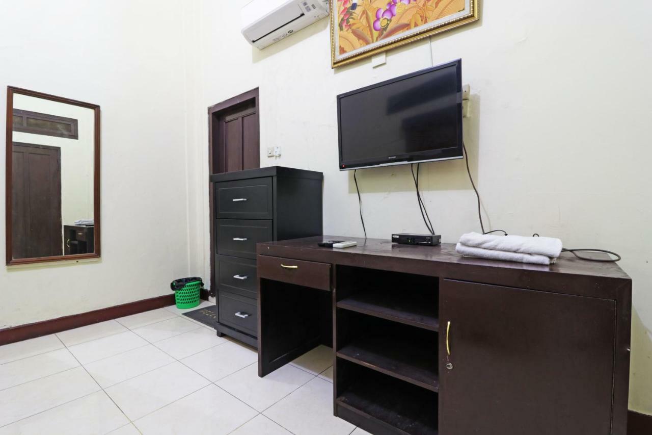 Borneo Hostel Джакарта Экстерьер фото